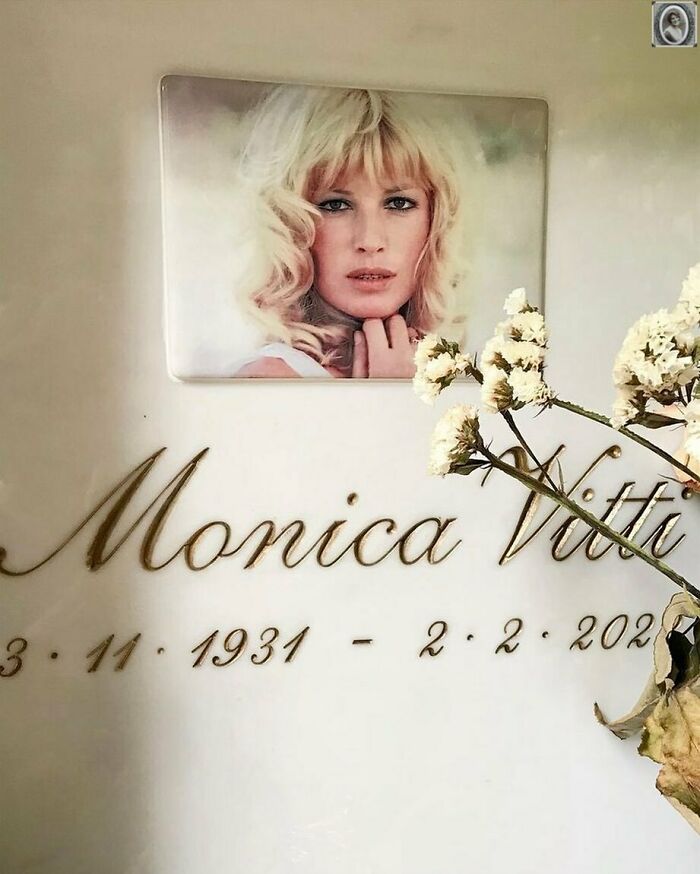 50 Portraits On Tombstones That Tell Stories Of Lives Once Lived