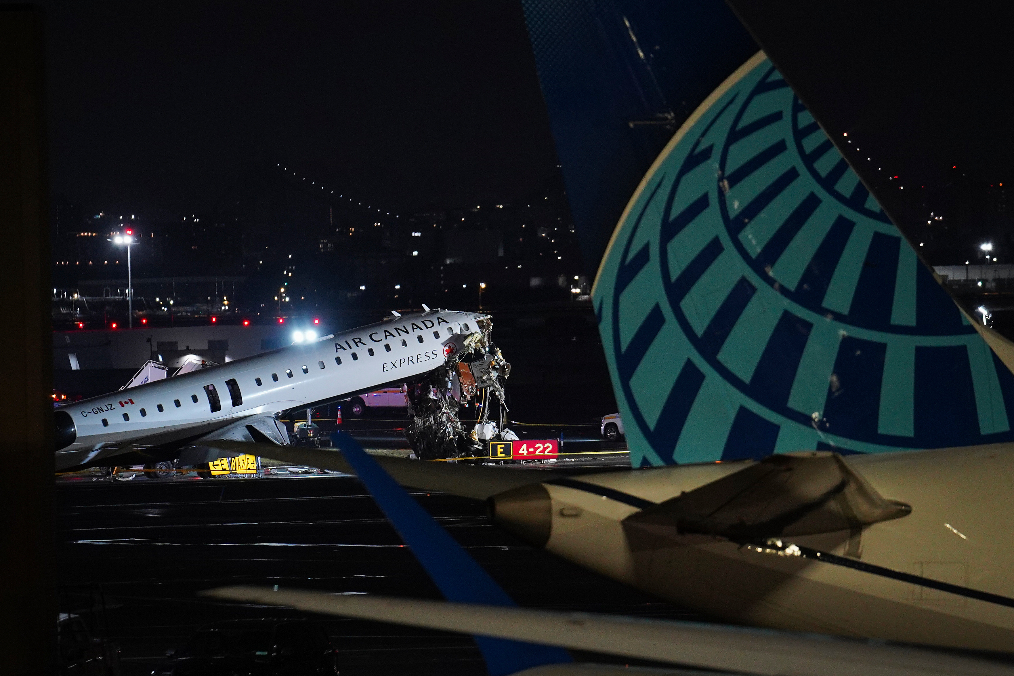 Officials in Canada and US react to Air Canada jet crash
