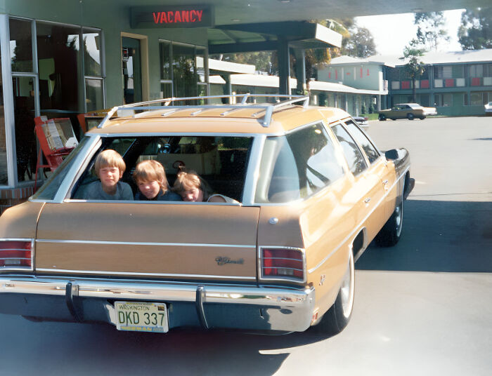 68 Funny Childhood Pics People Probably Wish They Could Delete