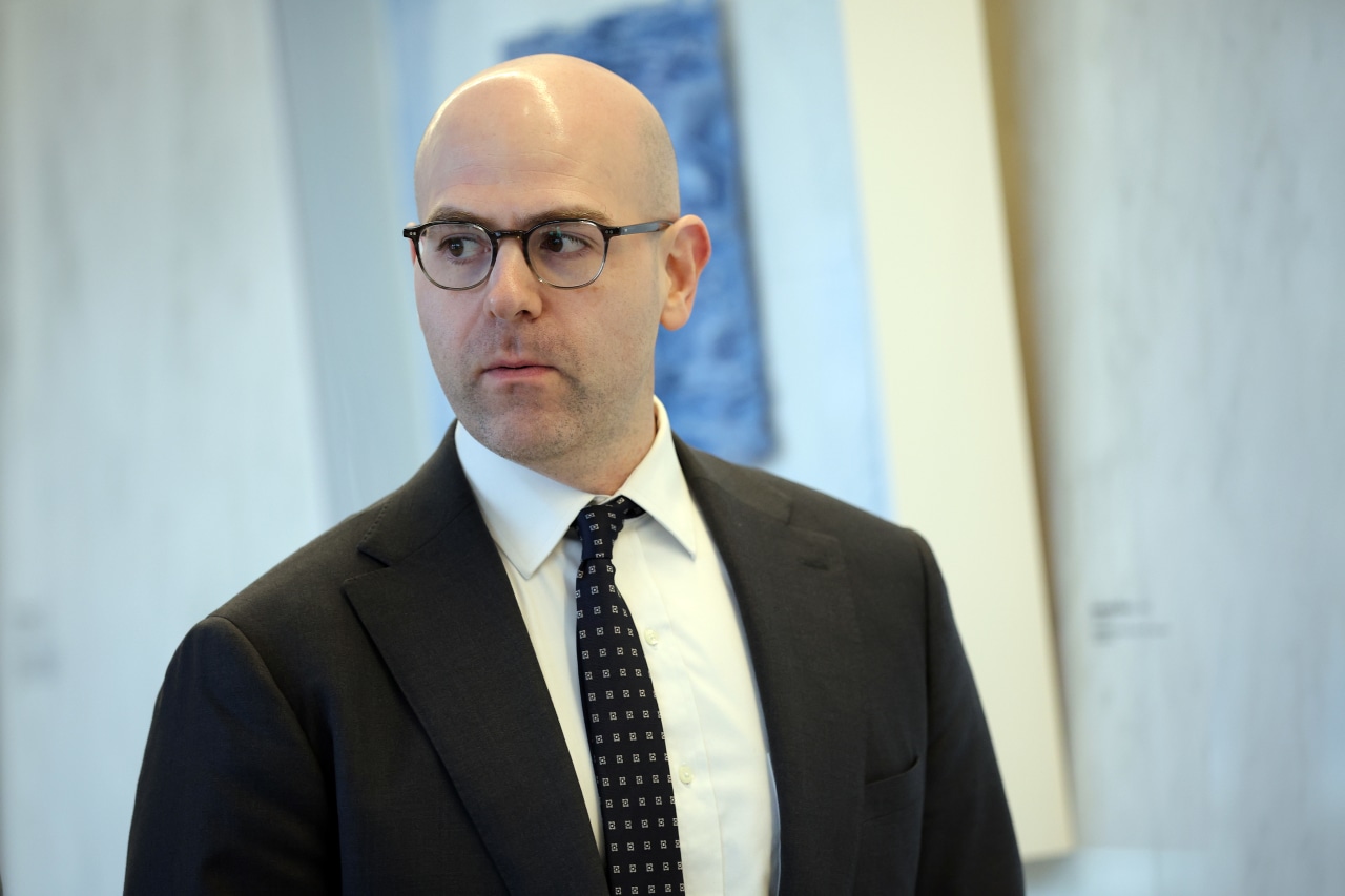 Fed’s Miran still backs rate cuts despite surging oil prices