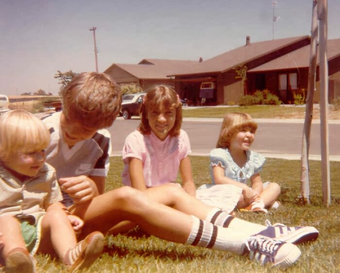 68 Funny Childhood Pics People Probably Wish They Could Delete