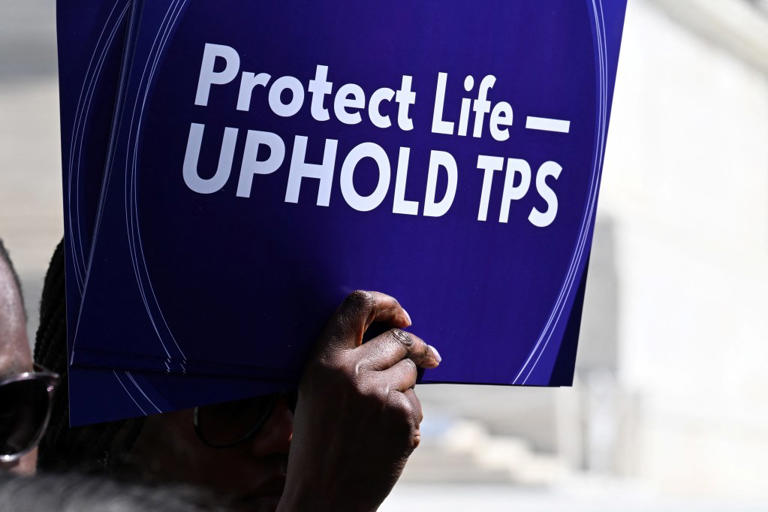 Democrats want to give green cards to TPS holders