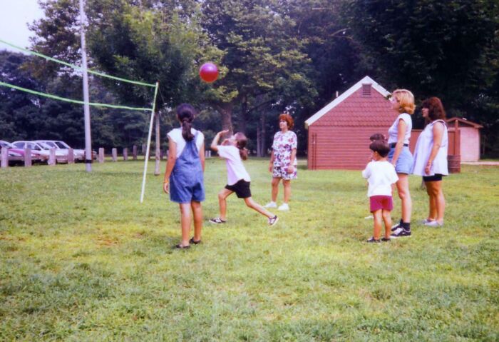 68 Funny Childhood Pics People Probably Wish They Could Delete