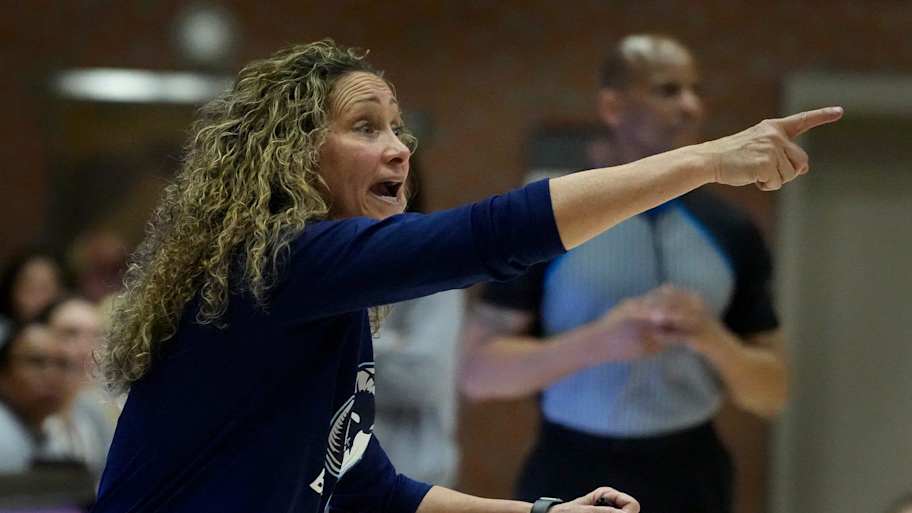 Florida names Rhode Island's Tammi Reiss as new women's basketball coach
