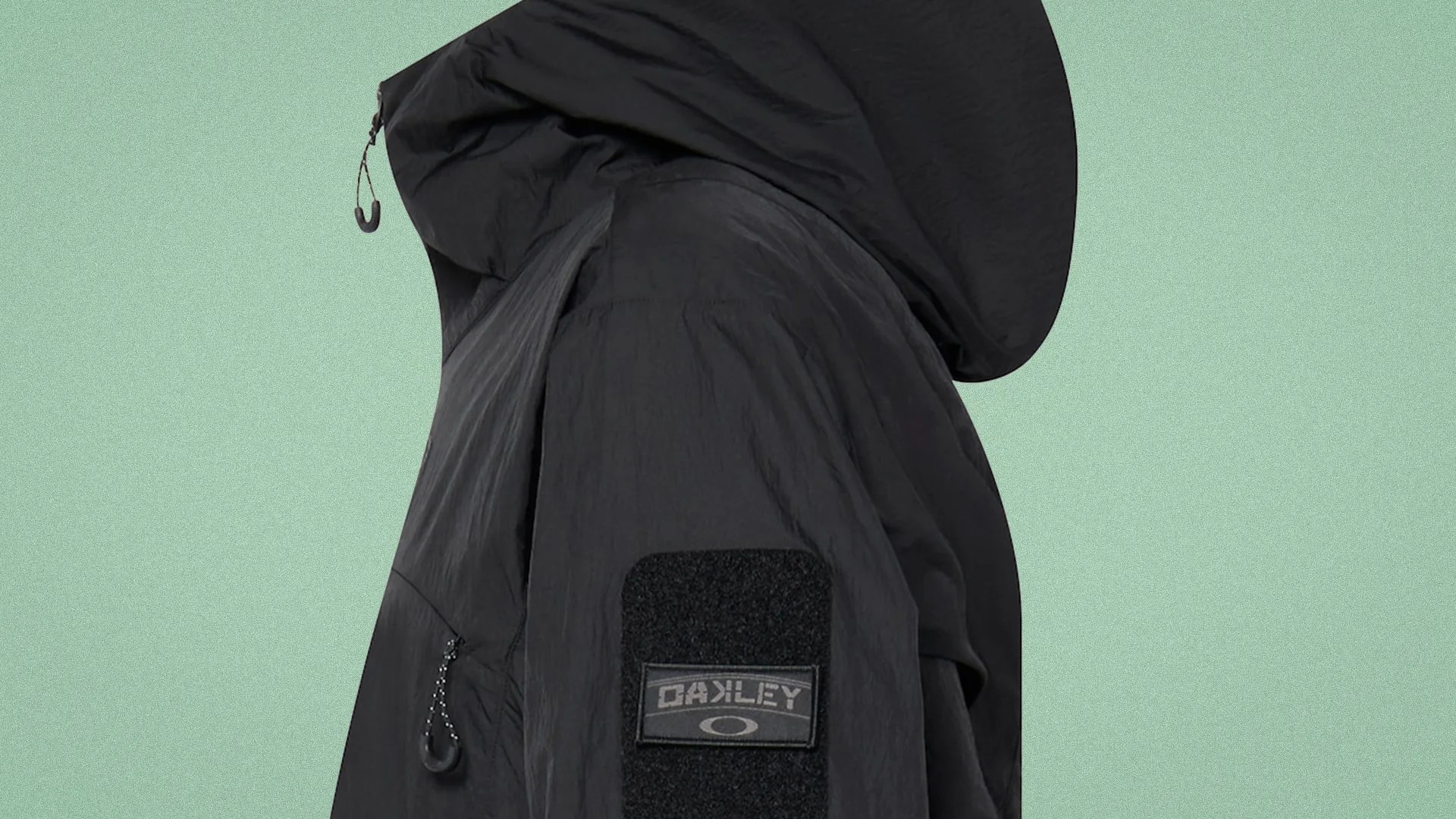 Oakley’s new archive-inspired outerwear blends stealth-level storage ...