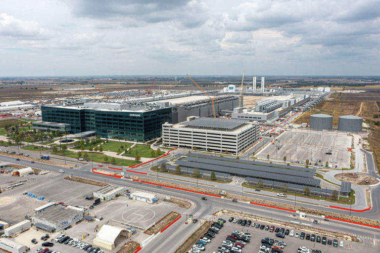 'Largest chip manufacturing facility ever': Elon Musk to build part of ...