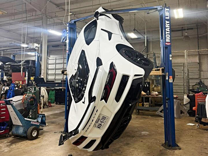 Another C8 Corvette falls off vehicle lift
