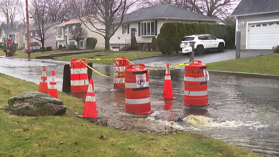 Sinkhole still causing problems in Cranston neighborhood