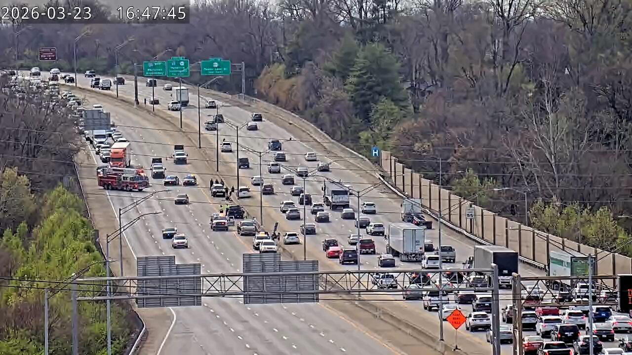 All lanes open on Watterson after multi-vehicle crash