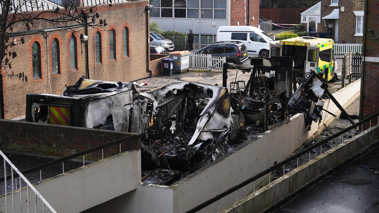 4 Jewish charity ambulances set on fire in suspected London antisemitic hate crime<br><br>