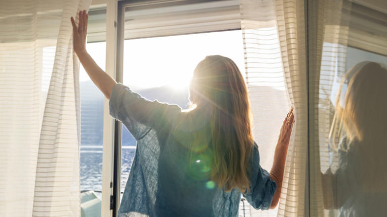 The biggest problem when choosing curtains for sliding glass doors (and ...