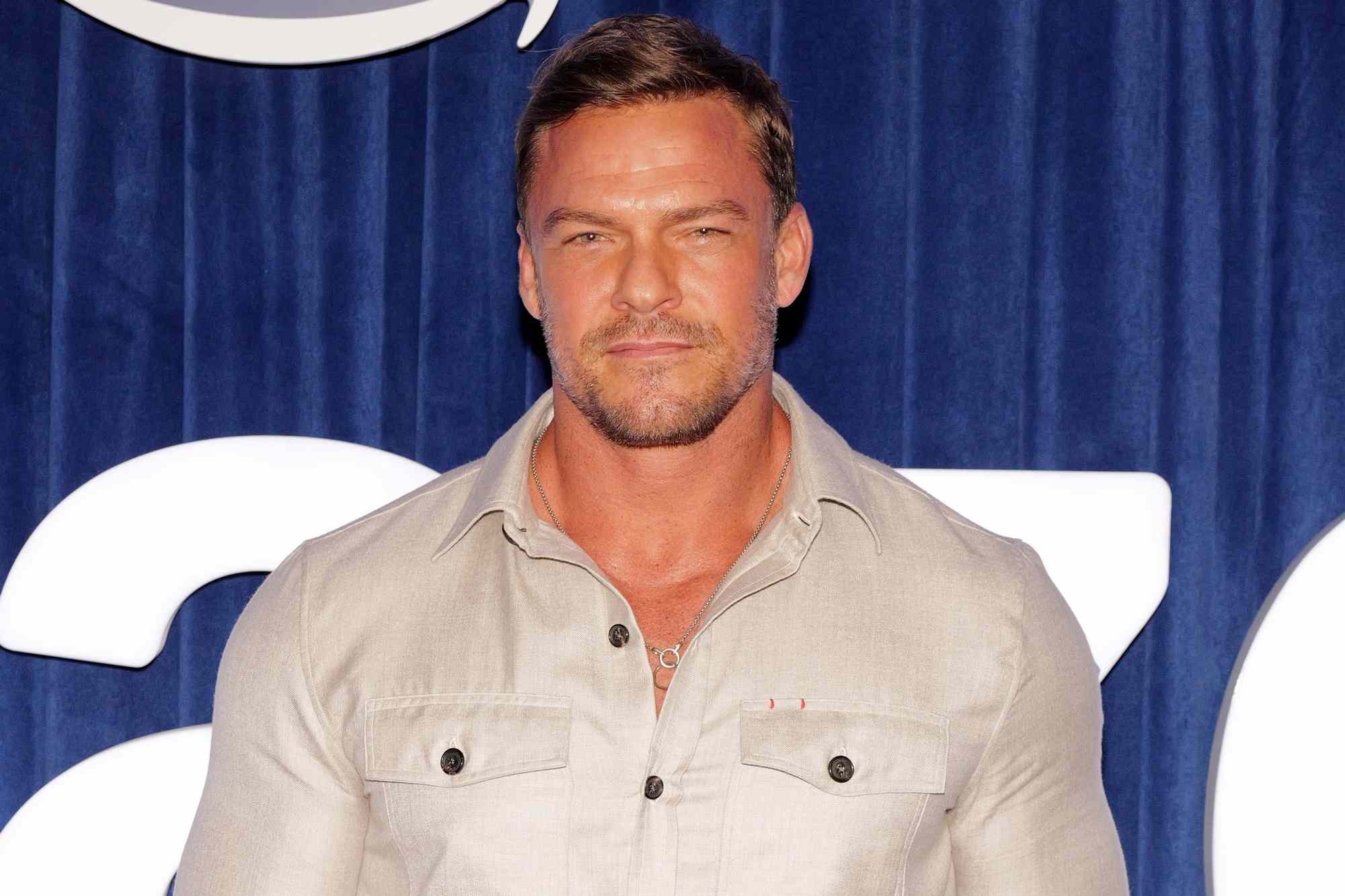 Alan Ritchson won't face criminal charges in fight with neighbor as ...