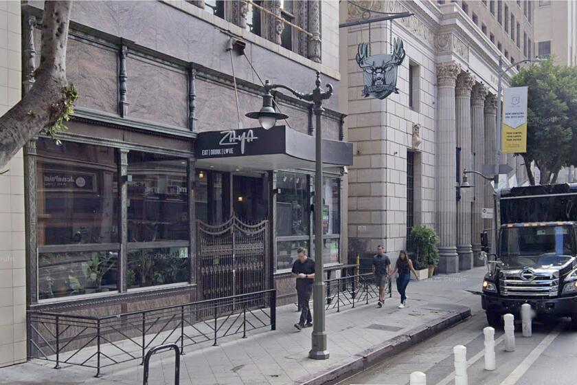 4 women stabbed at trendy downtown LA restaurant; 1 victim was left in serious condition<br><br>