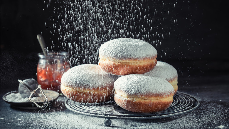 How the original donut from America's first shop in 1673 was different ...