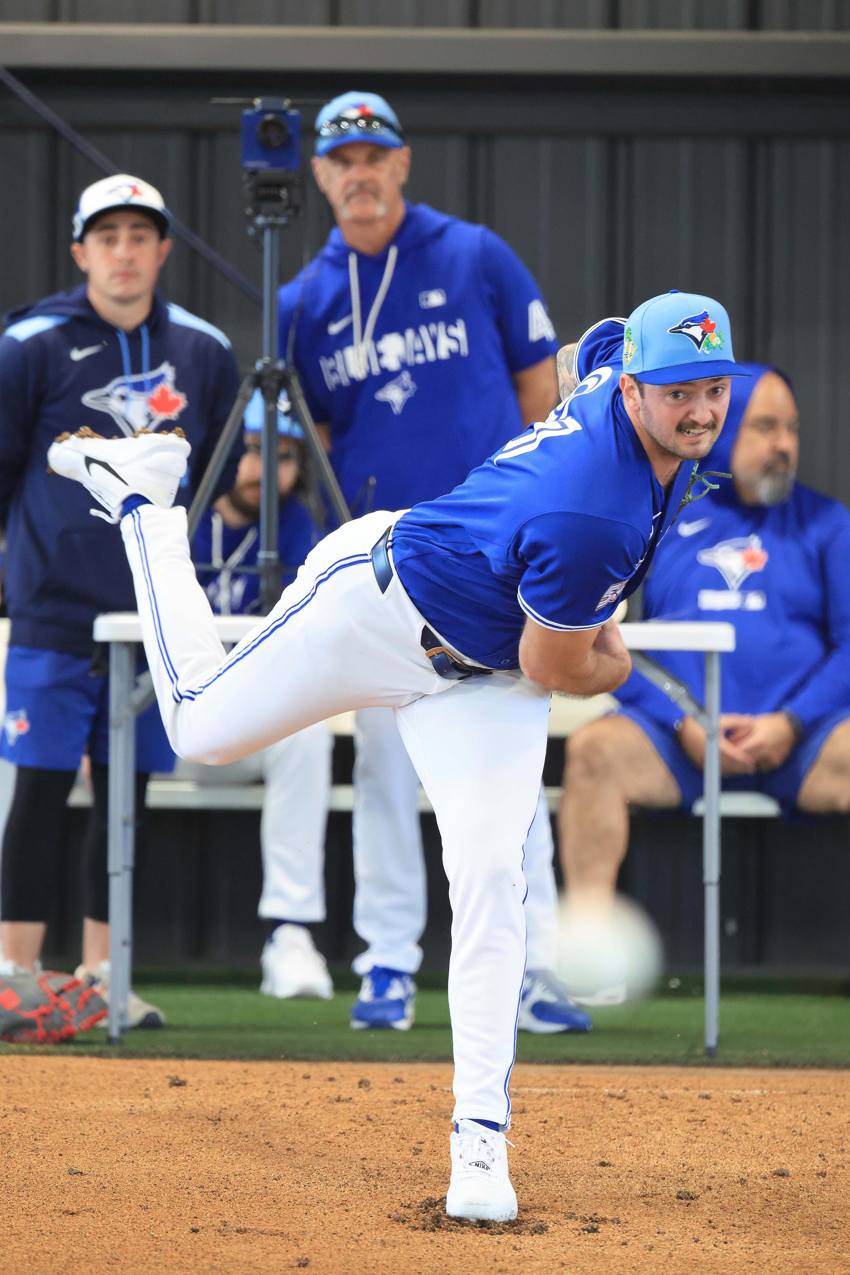 Connor Seabold signs 1-year contract, makes Tigers' Opening Day roster