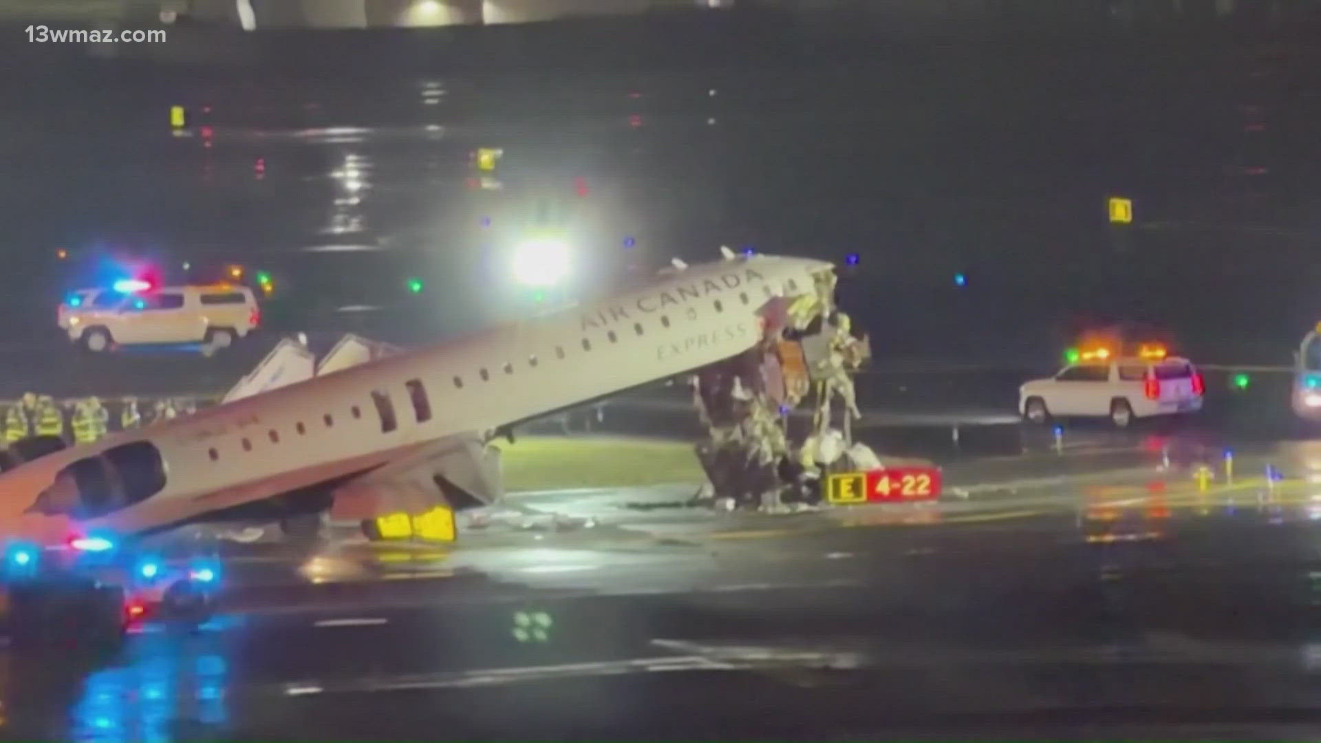 Pilot and copilot killed in deadly crash with a fire truck | Here's ...