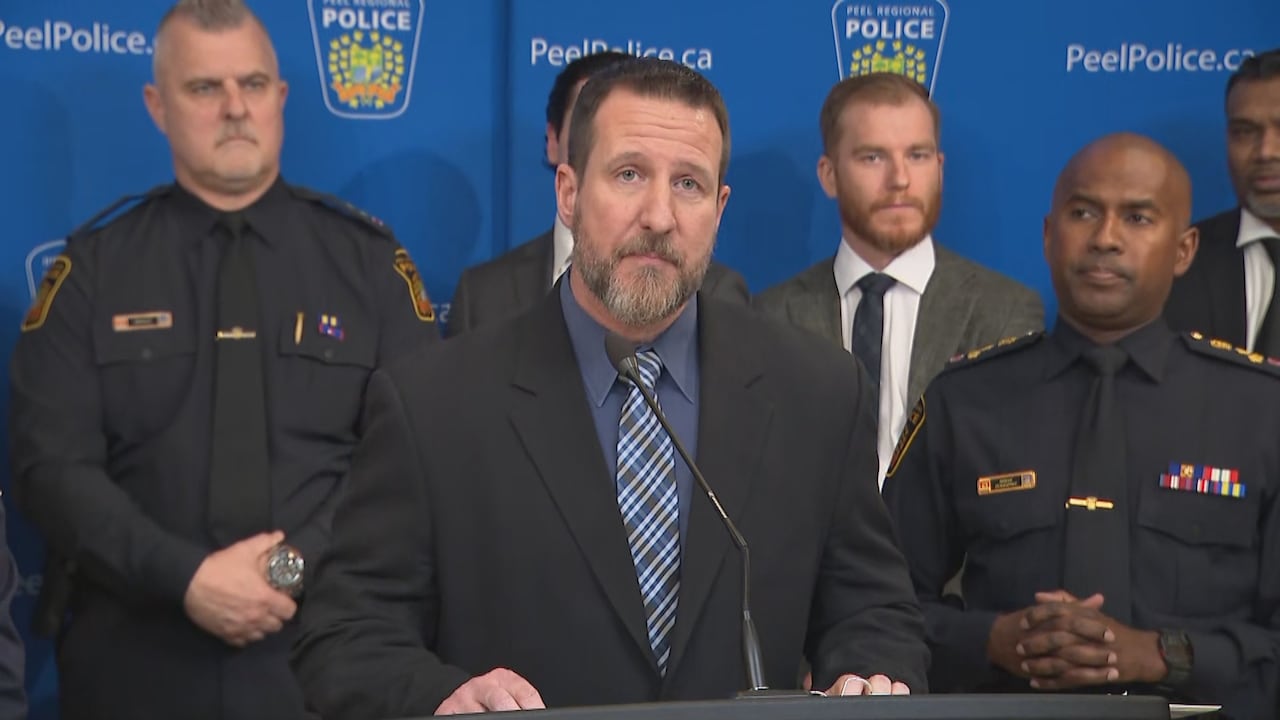 Auto-theft ring busted for allegedly selling stolen cars overseas: Peel ...