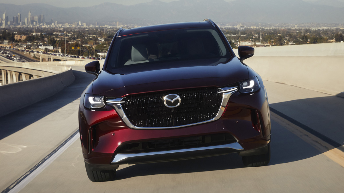 Mazda CX-90 lawsuit claims SUV can’t be fixed after years of complaints<br><br>