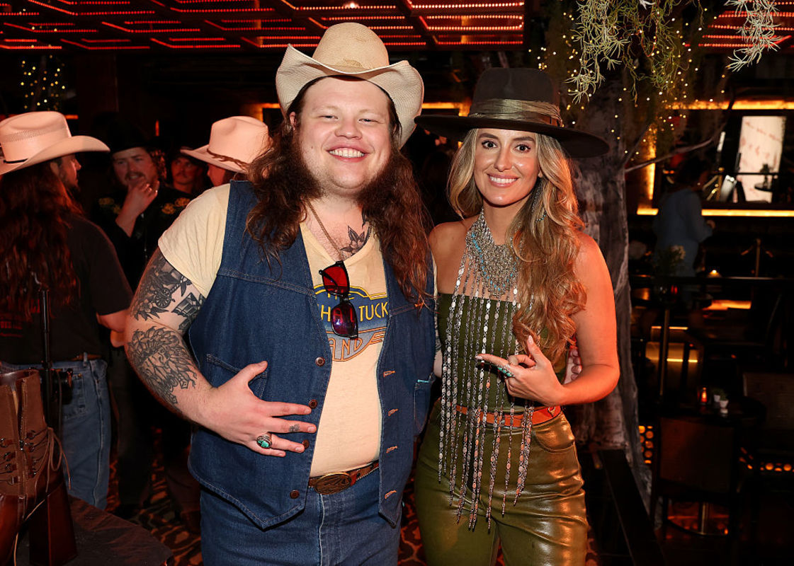 Beloved country star forced to cancel entire overseas tour: 