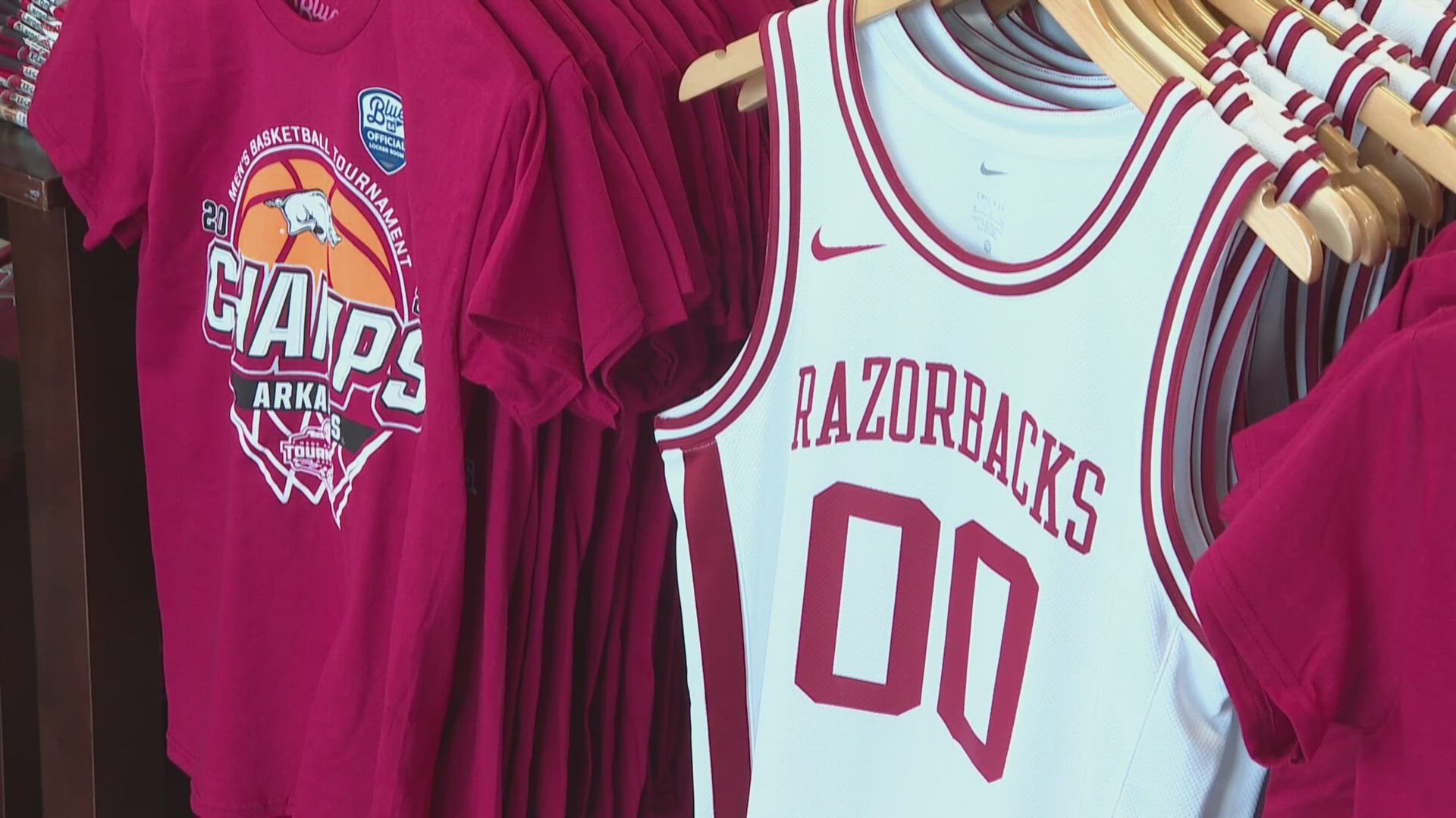 Hogs advancing to Sweet 16 brings merch surge to Razorback stores