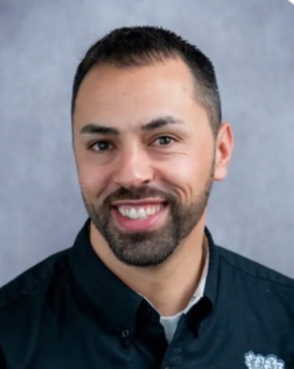 Dustin Medellin named new head football coach at Idaho Falls High