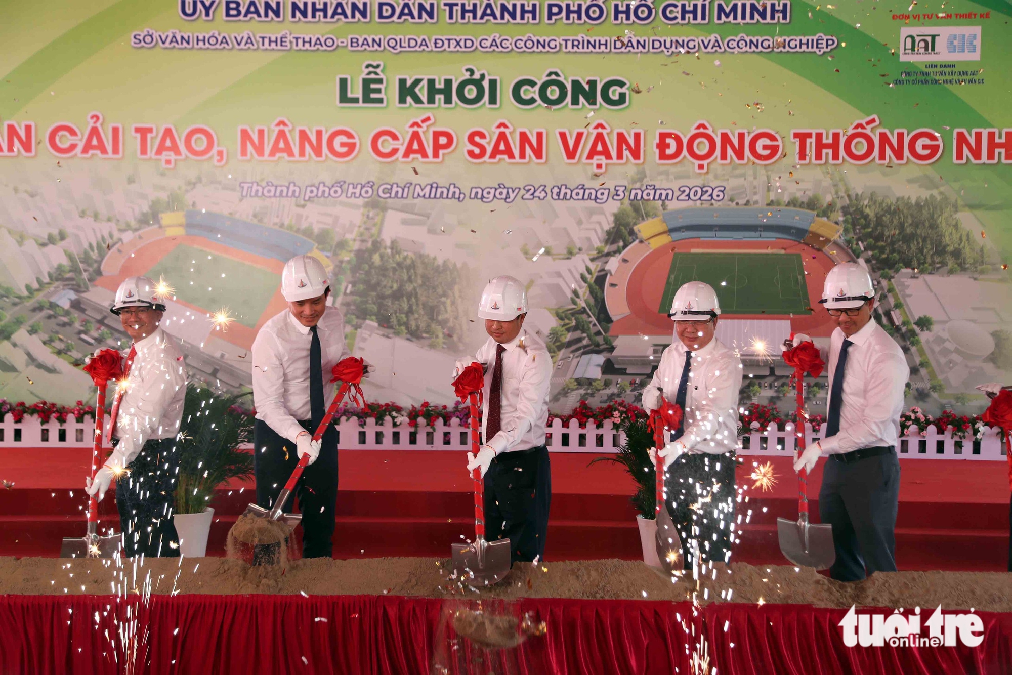 Sân Thống Nhất bắt đầu được cải tạo, nâng cấp