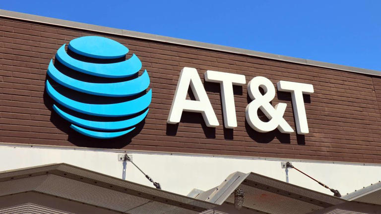 AT&T rolls out major upgrade for customers as it rivals T-Mobile