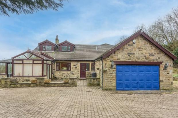 Six-bed detached house with extensive garage space on sale for £640,000