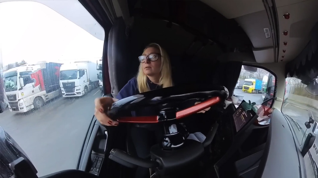 I struggled to park a full truck in a small space