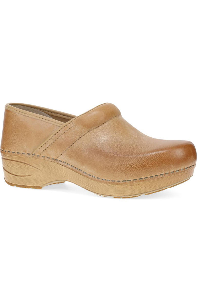 If you want to look as cool as Zendaya, buy these functional $145 shoes ...