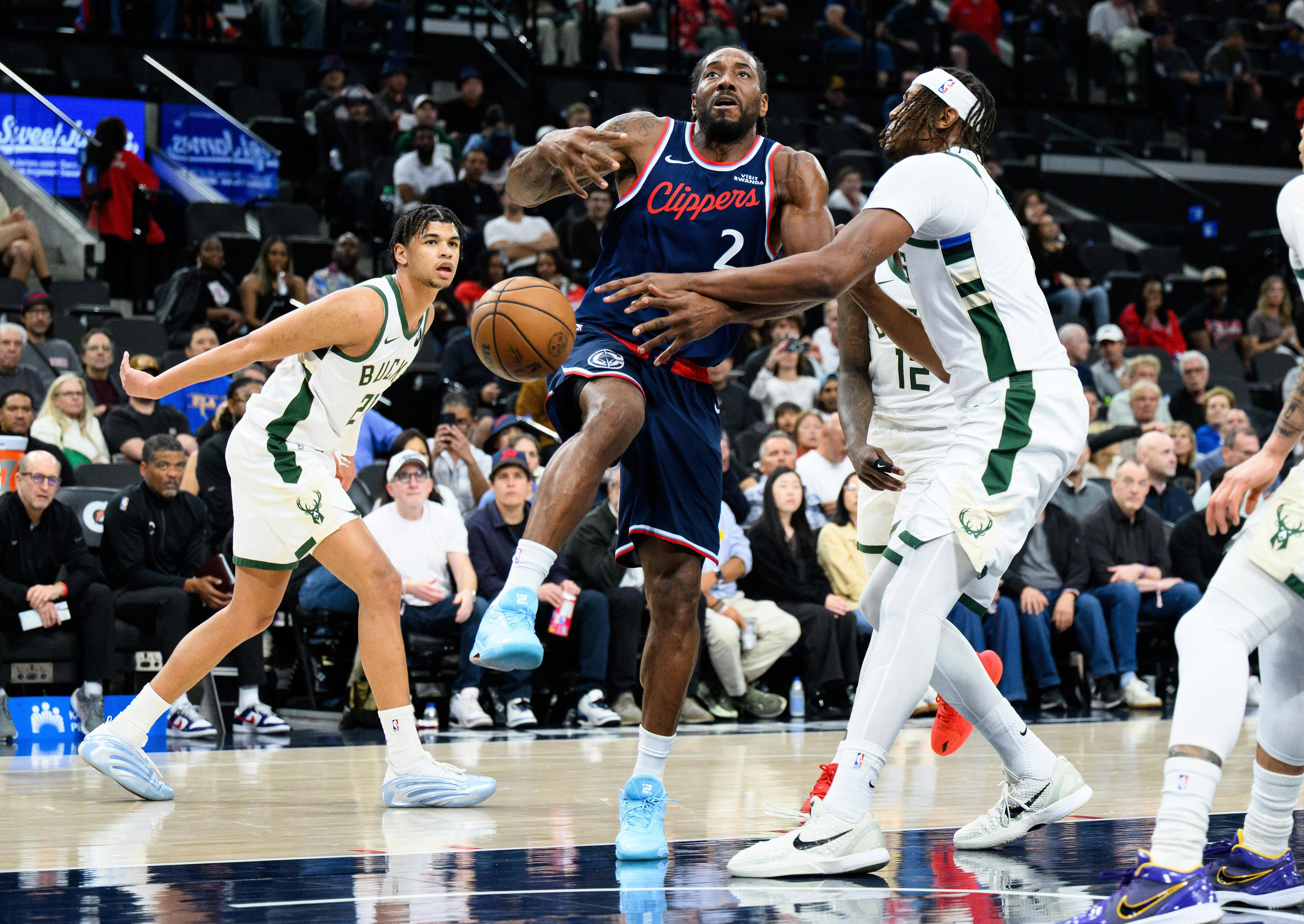 Bucks fall to Clippers, clinch first losing season since 2015-16