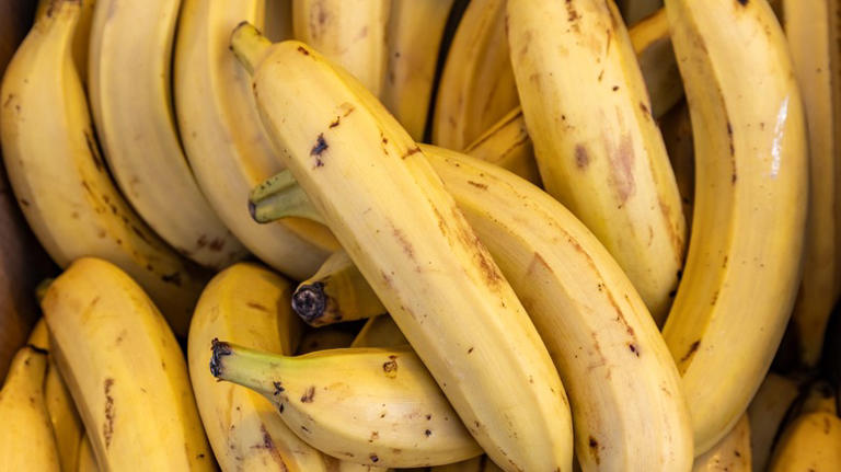 8 fruits that have more potassium than a banana