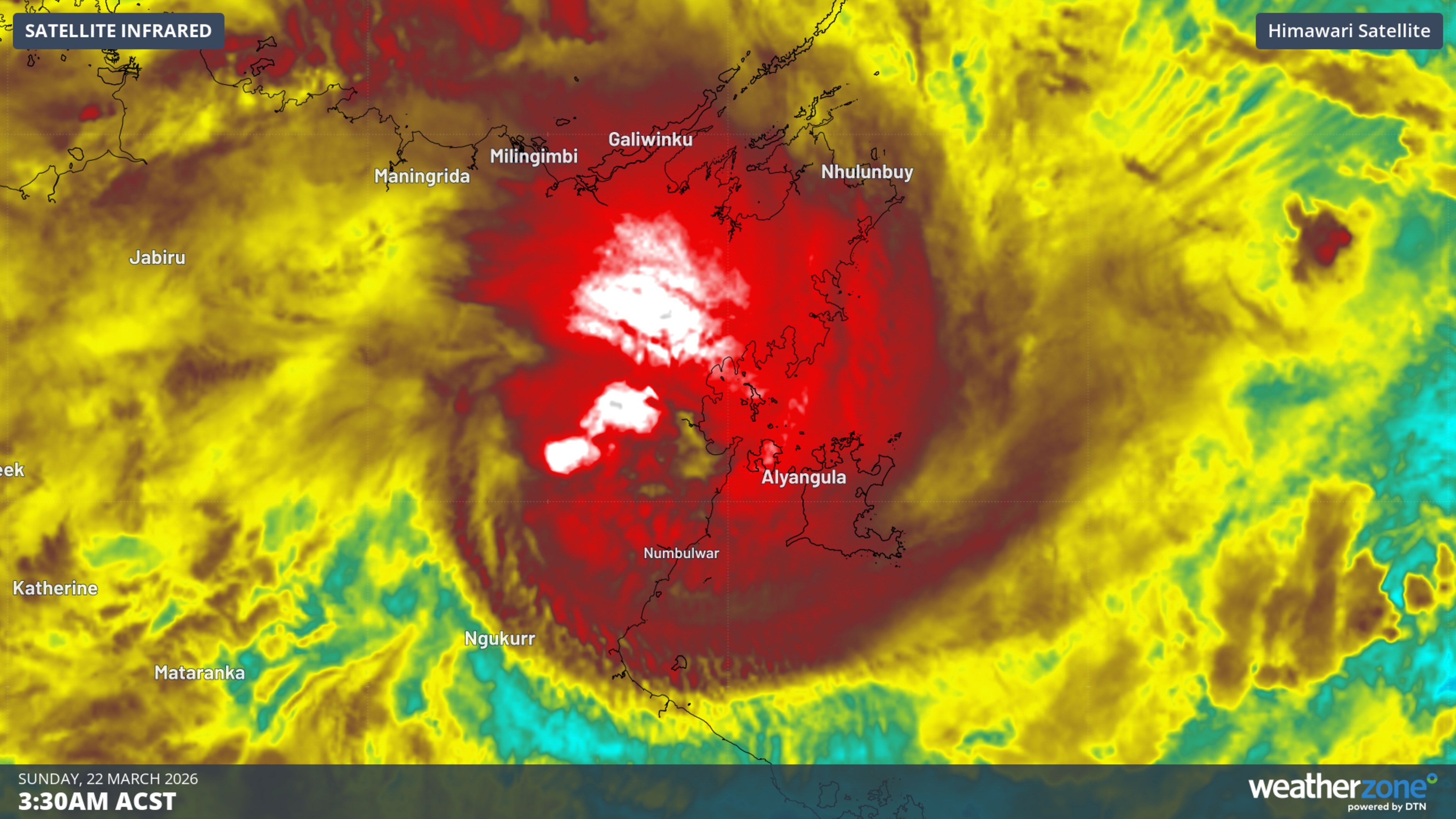 Cyclone Narelle nears rare triple landfall