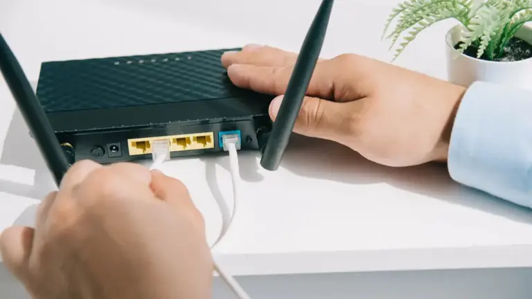 FBI warns aging Wi-Fi routers could expose entire home networks