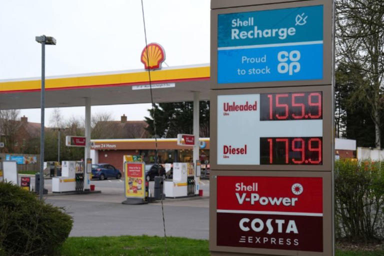 All UK drivers issued petrol rationing update from Labour government