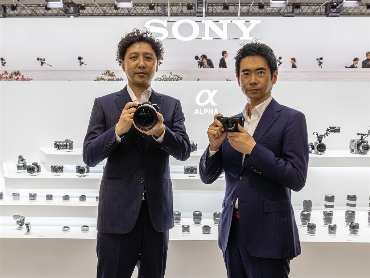 Sony says its vlogging compacts aren't a replacement for the RX100