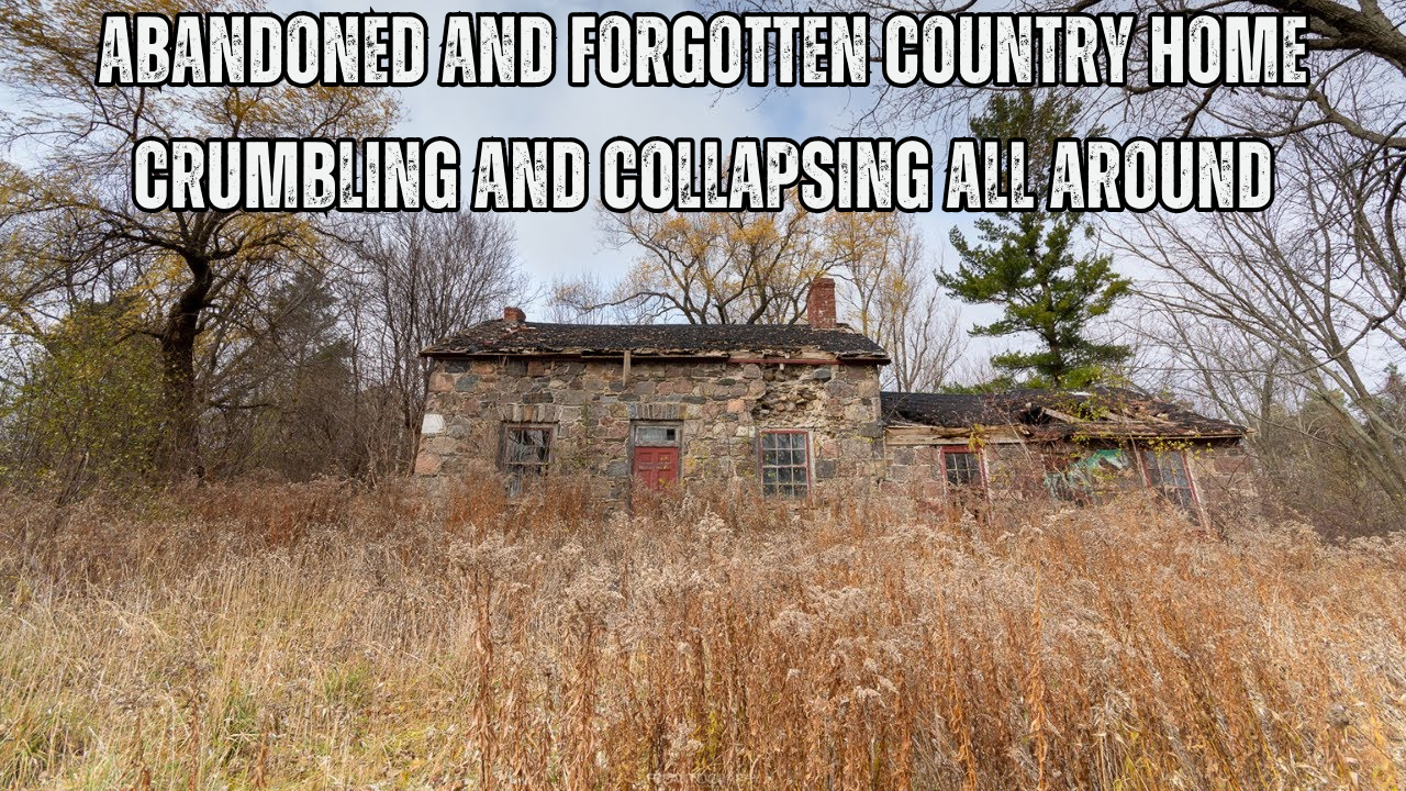 Abandoned country home: Crumbling and forgotten in decay