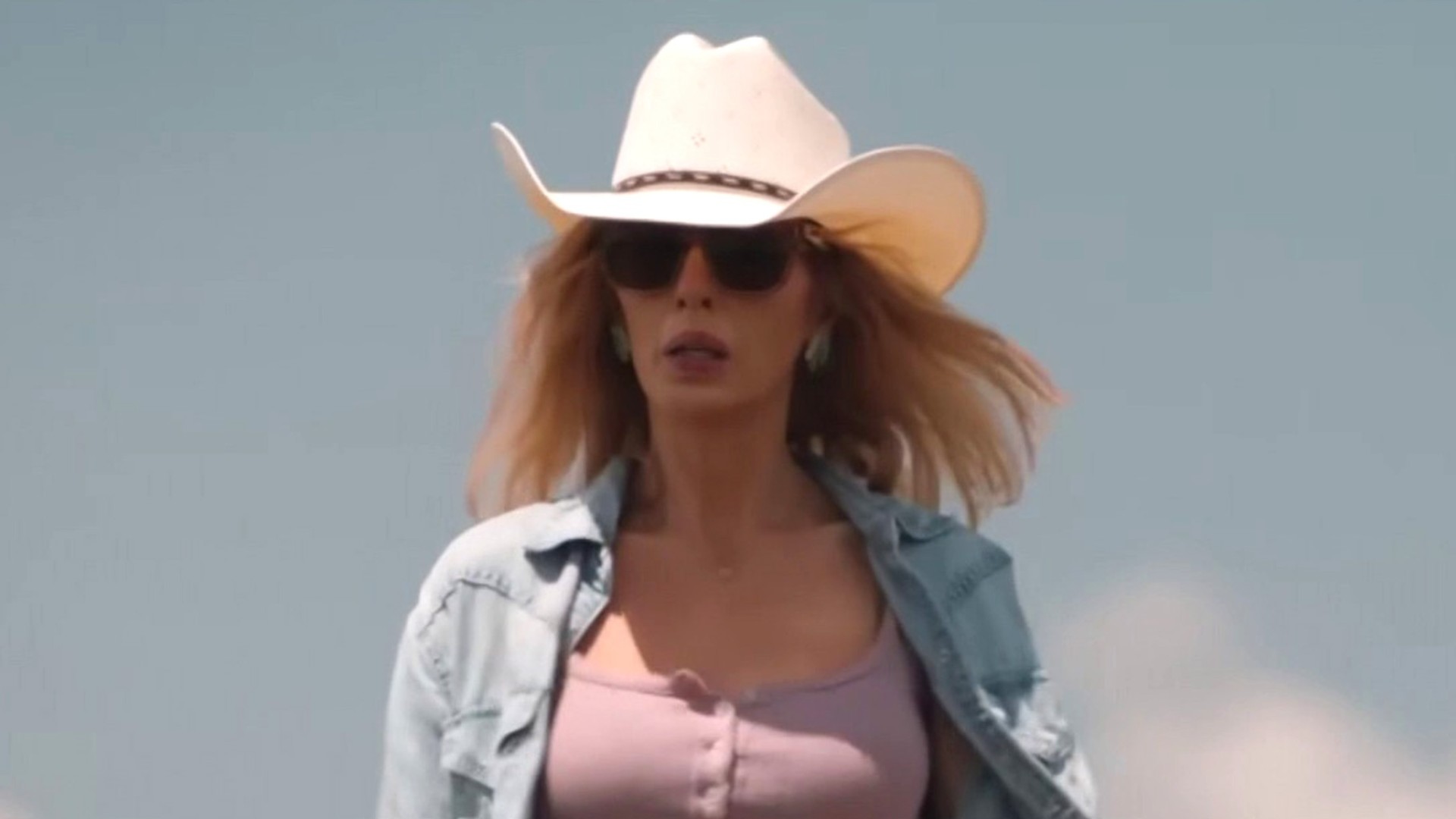 See the new trailer for ‘Yellowstone’ spinoff ‘Dutton Ranch’<br><br>