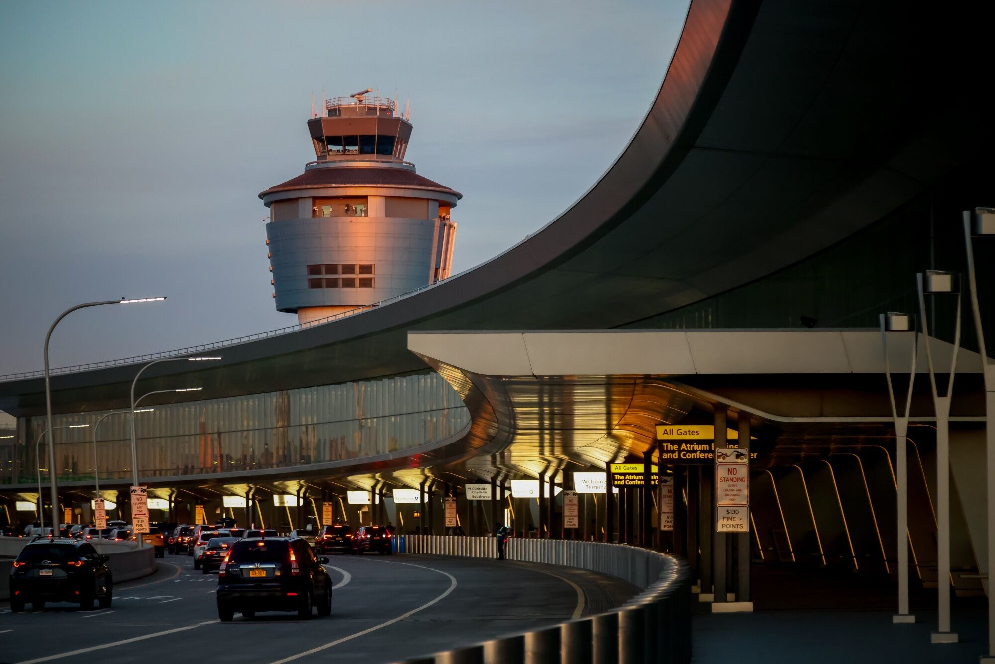 Safety system failed to alert LaGuardia tower before fatal crash