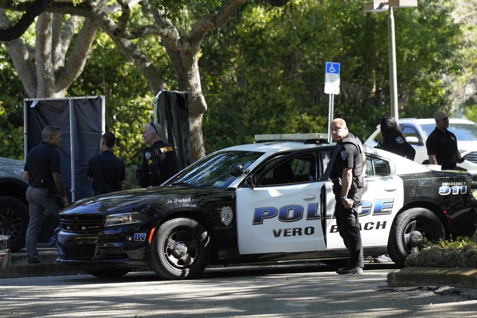 Man on moped killed in Florida crash near Barber Bridge in Vero Beach
