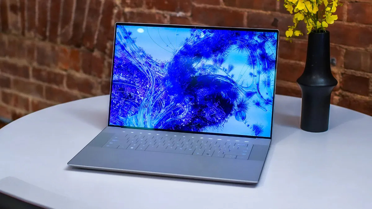 Laptop con monitor a 1 Hz: LG Display avvia la produzione di massa dei ...