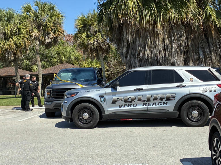 Suspect vehicle in double homicide at Indian River County library ...