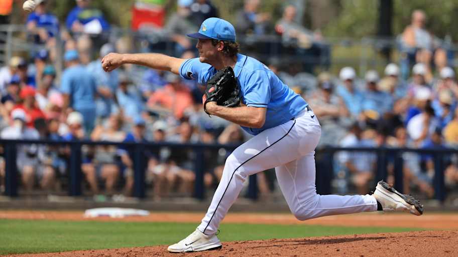 Brewers execute last-minute offseason trade with Rays for versatile ...
