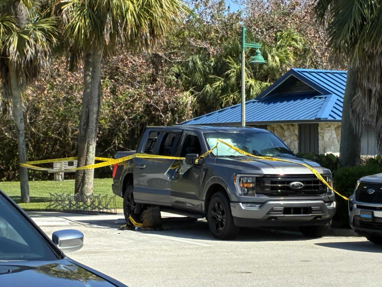 Suspect vehicle in double homicide at Indian River County library ...