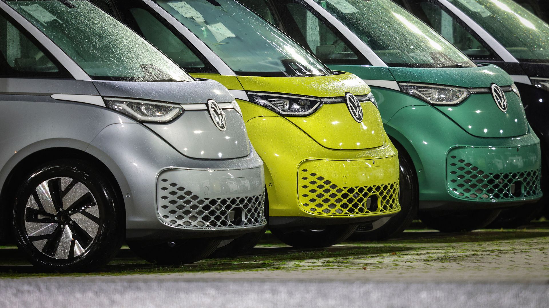 VW: Volkswagen-Konzern ruft fast 100.000 E-Autos zurück – Brand-Gefahr