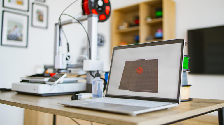 4 Clever Laptop Accessories You Can 3D Print At Home