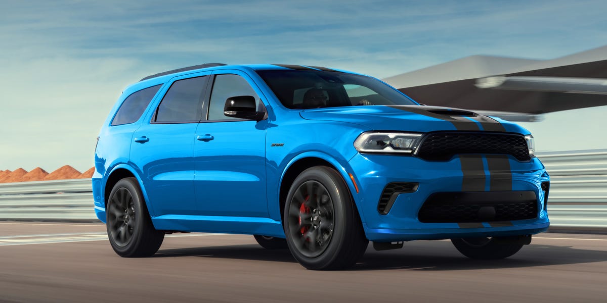 The Dodge Durango brings back the 6.4-liter Hemi with the R/T 392 launch edition
