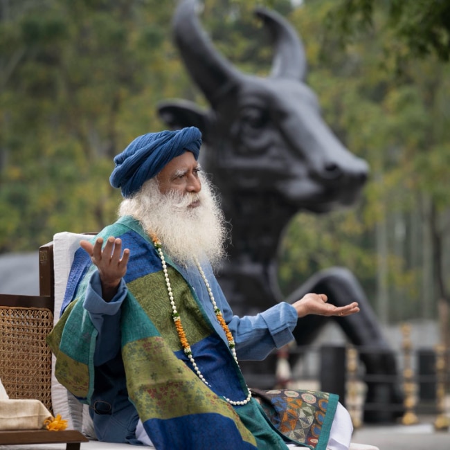 10 quotes on Devi by Sadhguru Jaggi Vasudev