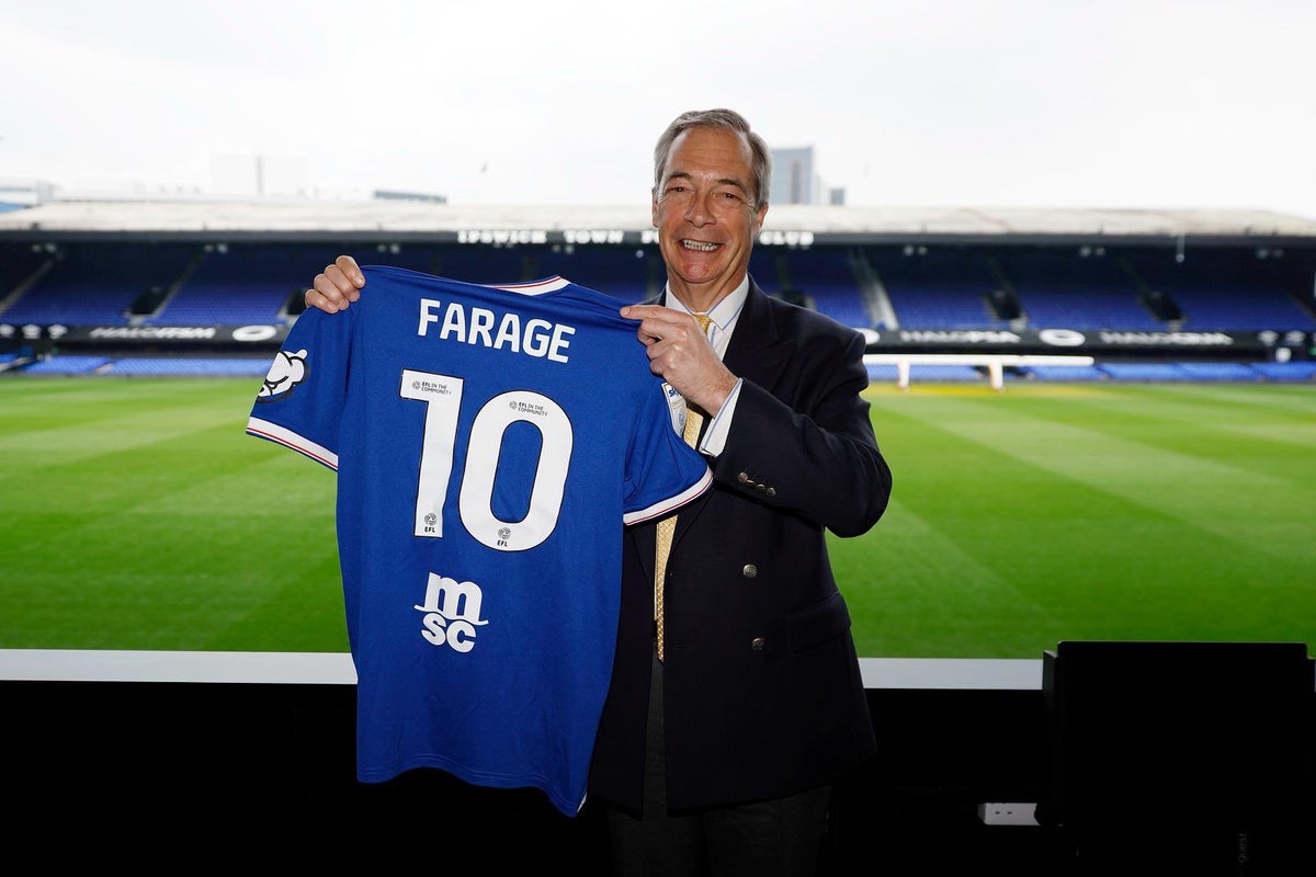 Ipswich Town chairman apologises to fans after Farage visit backlash