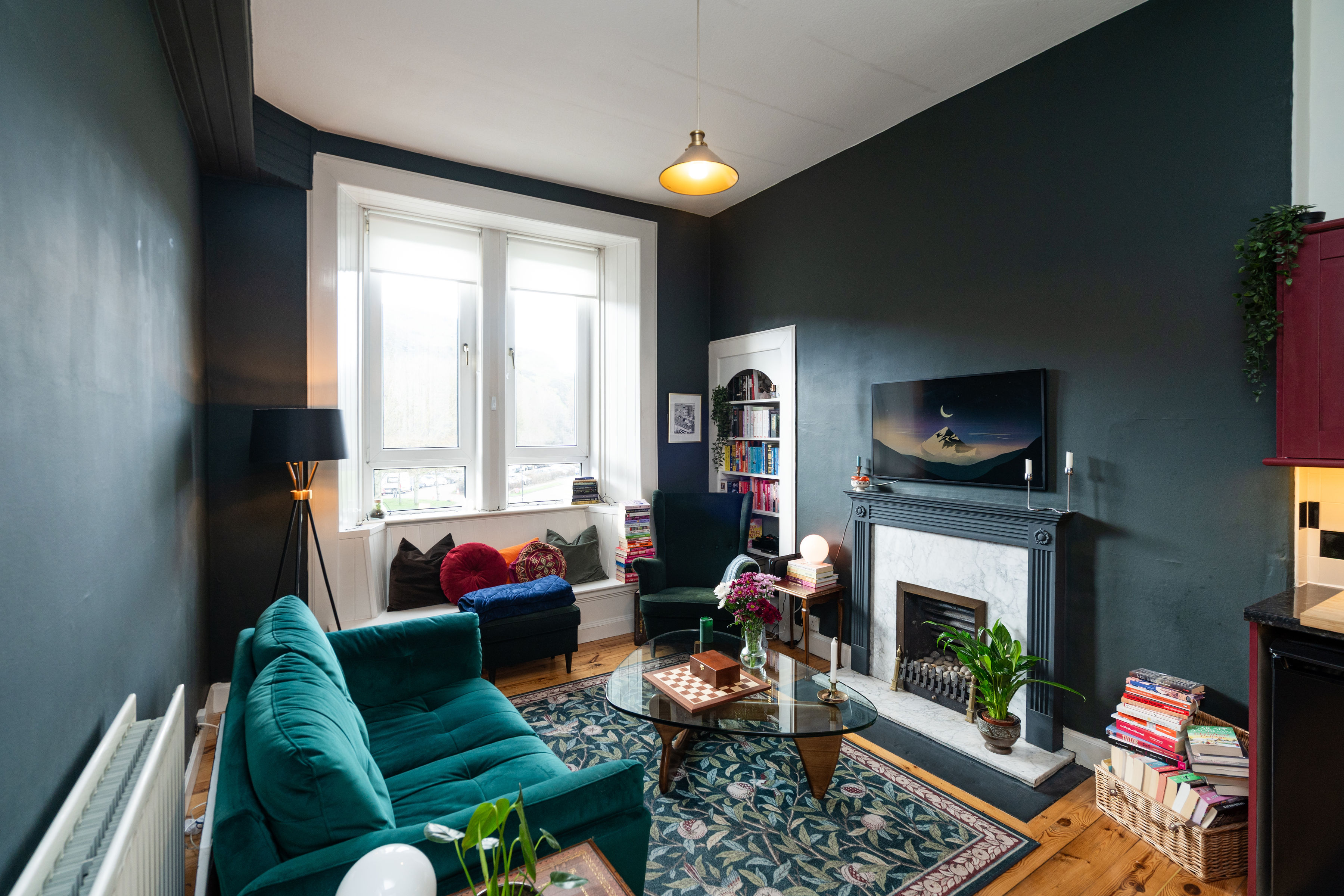 Beautifully presented Edinburgh two-bedroom second floor flat with ...